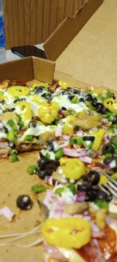 Supreme with Banana Peppers